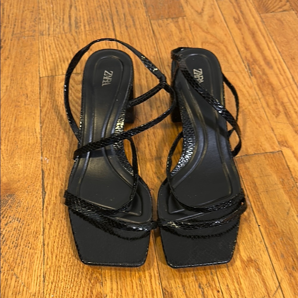 Zara Black Patent Croc Print Strappy Heeled Sandals sz 11